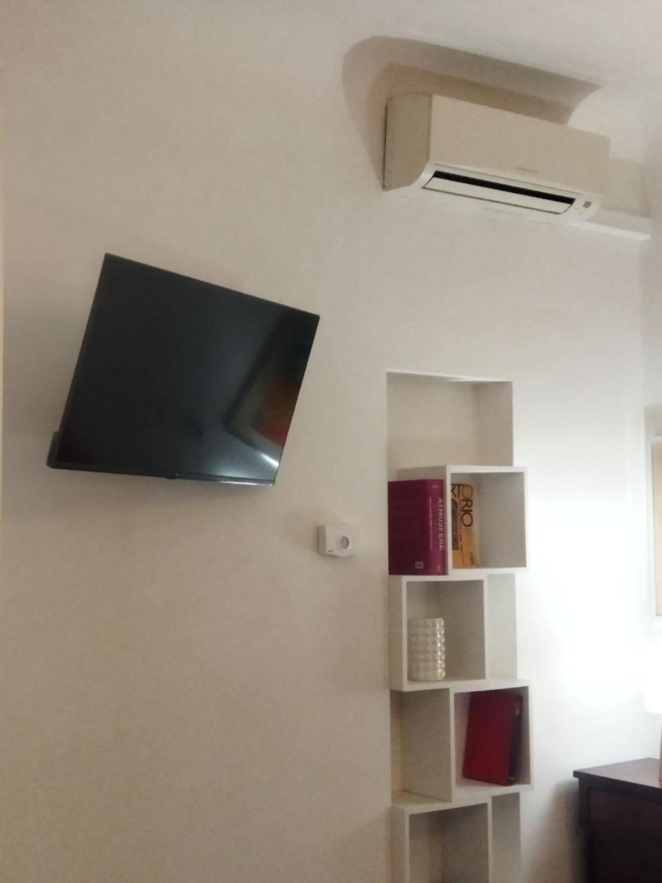 De' Servi Studio Al Duomo - A Hidden Nest In Downtown Флоренция Екстериор снимка