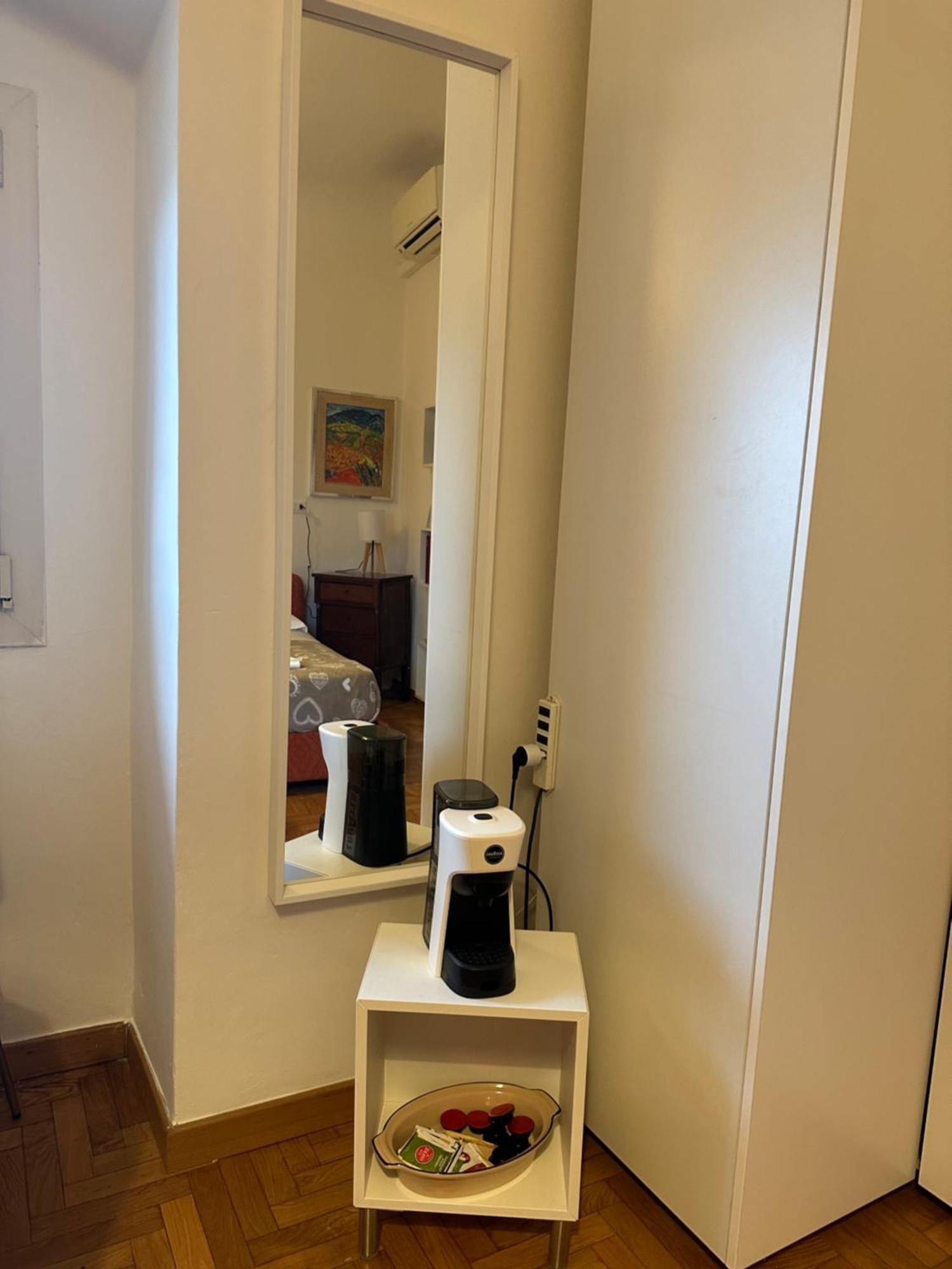 De' Servi Studio Al Duomo - A Hidden Nest In Downtown Флоренция Екстериор снимка